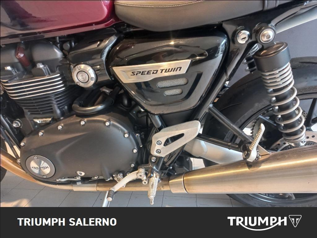 TRIUMPH Speed Twin 1200 Stealth Edition Abs