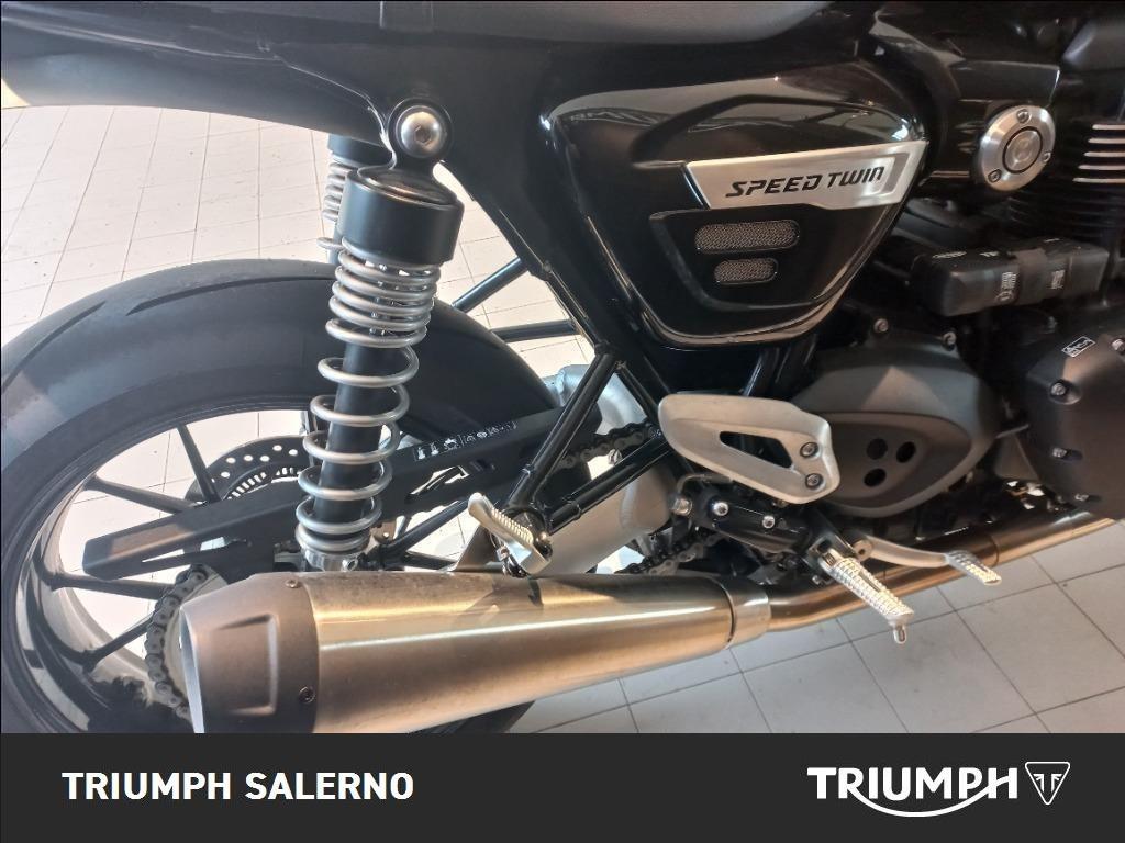 TRIUMPH Speed Twin 1200 Stealth Edition Abs