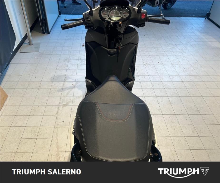 PIAGGIO Beverly 300 ie abs-asr