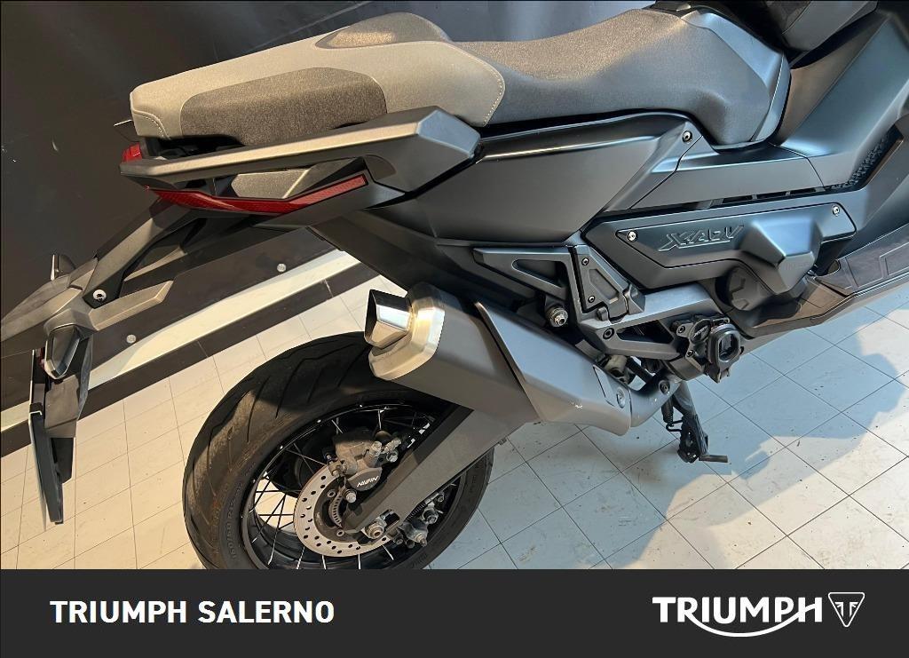 HONDA X-ADV 750 DCT Abs