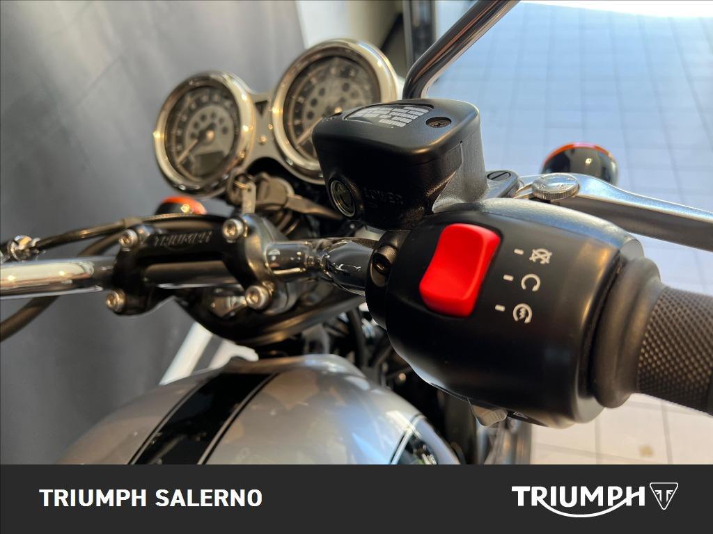 TRIUMPH Bonneville 900 T100 Icon Edition E5+