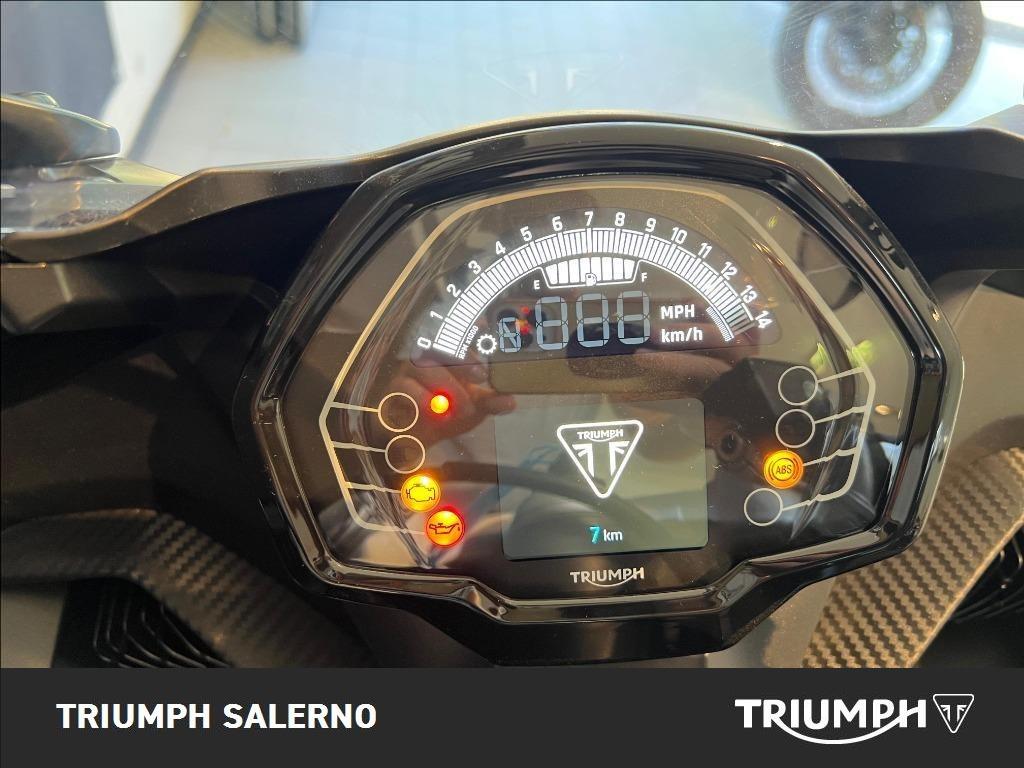 TRIUMPH Daytona 660 Abs