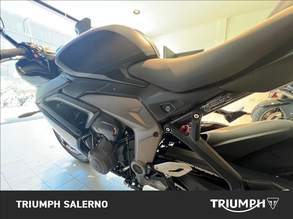 TRIUMPH Daytona 660 Abs