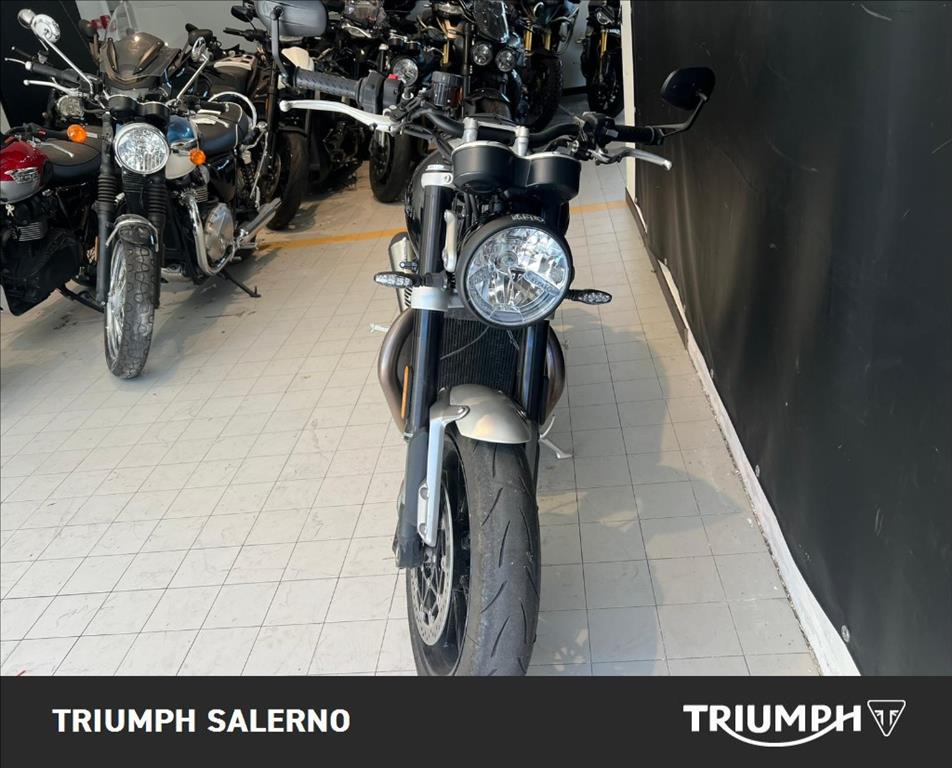 TRIUMPH Speed Twin 1200 Stealth Edition Abs