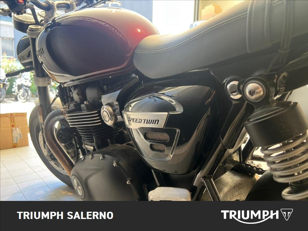 TRIUMPH Speed Twin 1200 Stealth Edition Abs