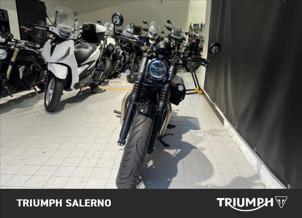 TRIUMPH Bonneville 1200 Bobber E5