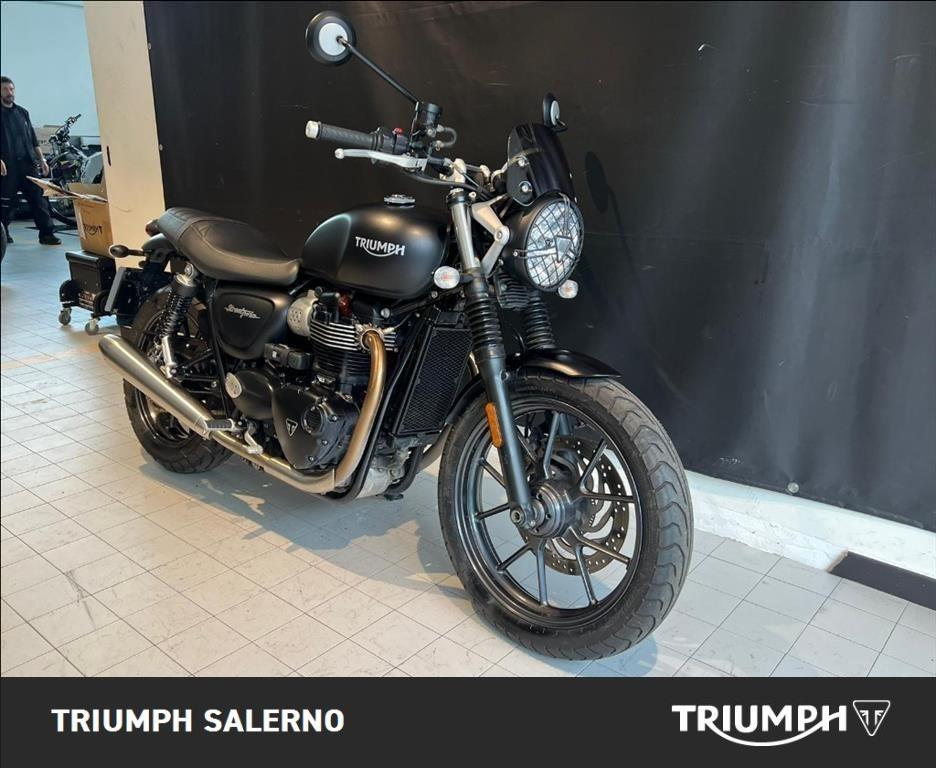 TRIUMPH Street Twin 900 