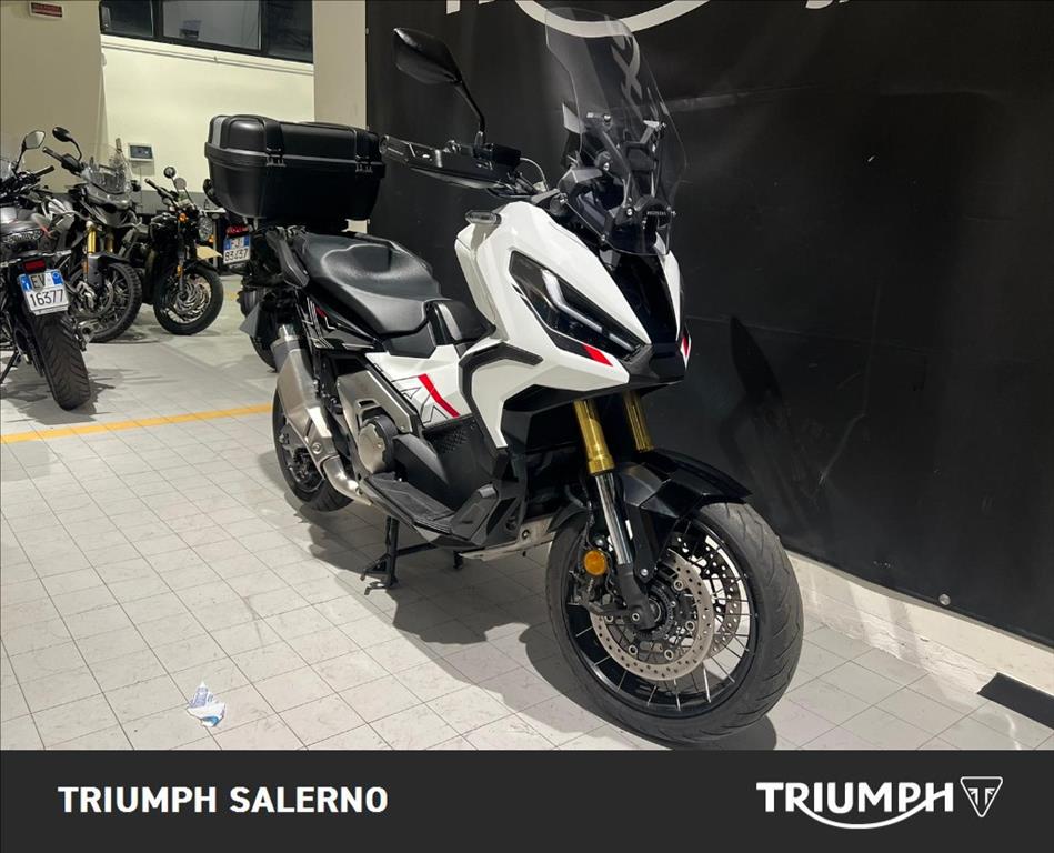 HONDA X-ADV 750 DCT Abs