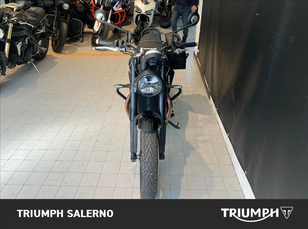 TRIUMPH Speed Twin 900 Phantom Black/Aurum Gold Abs