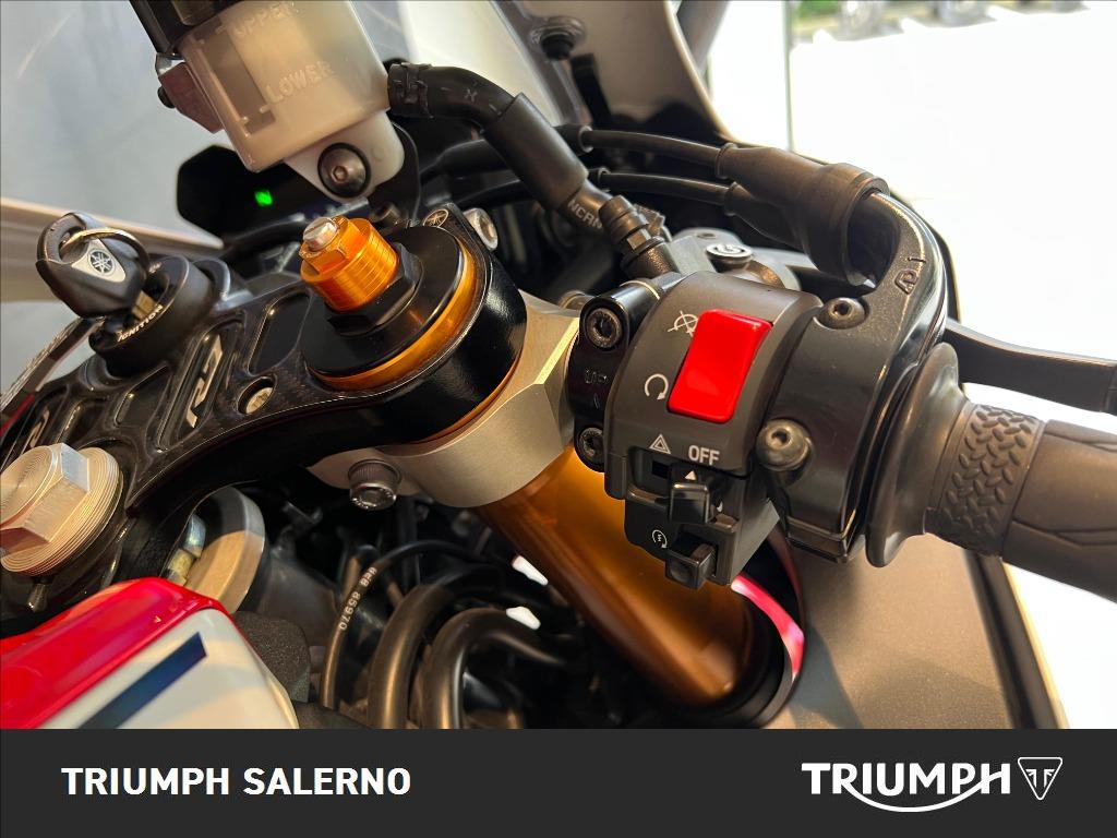 YAMAHA YZF R7 690 60th Anniversary Abs