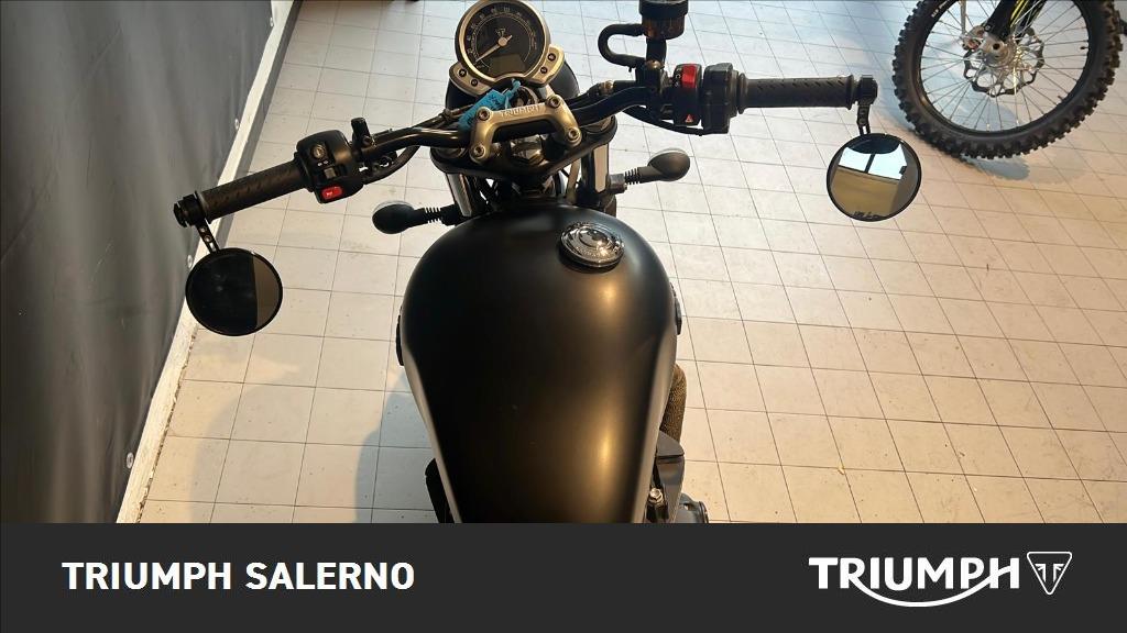 TRIUMPH Street Twin 900 