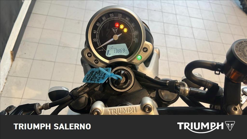 TRIUMPH Street Twin 900 