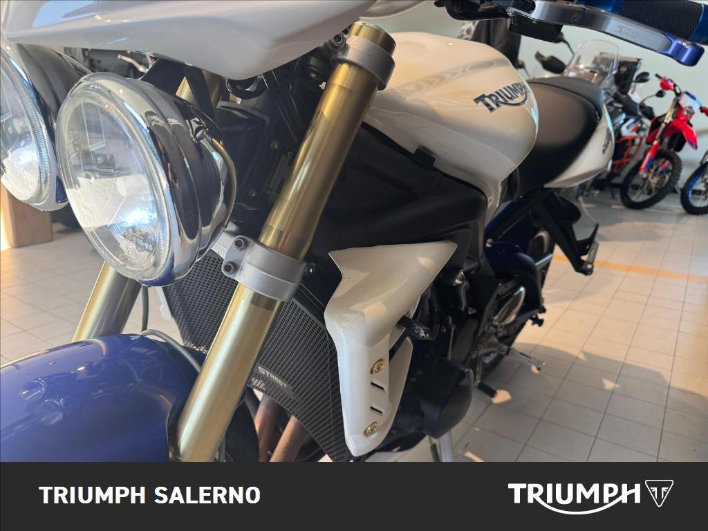 TRIUMPH Street Triple 675 