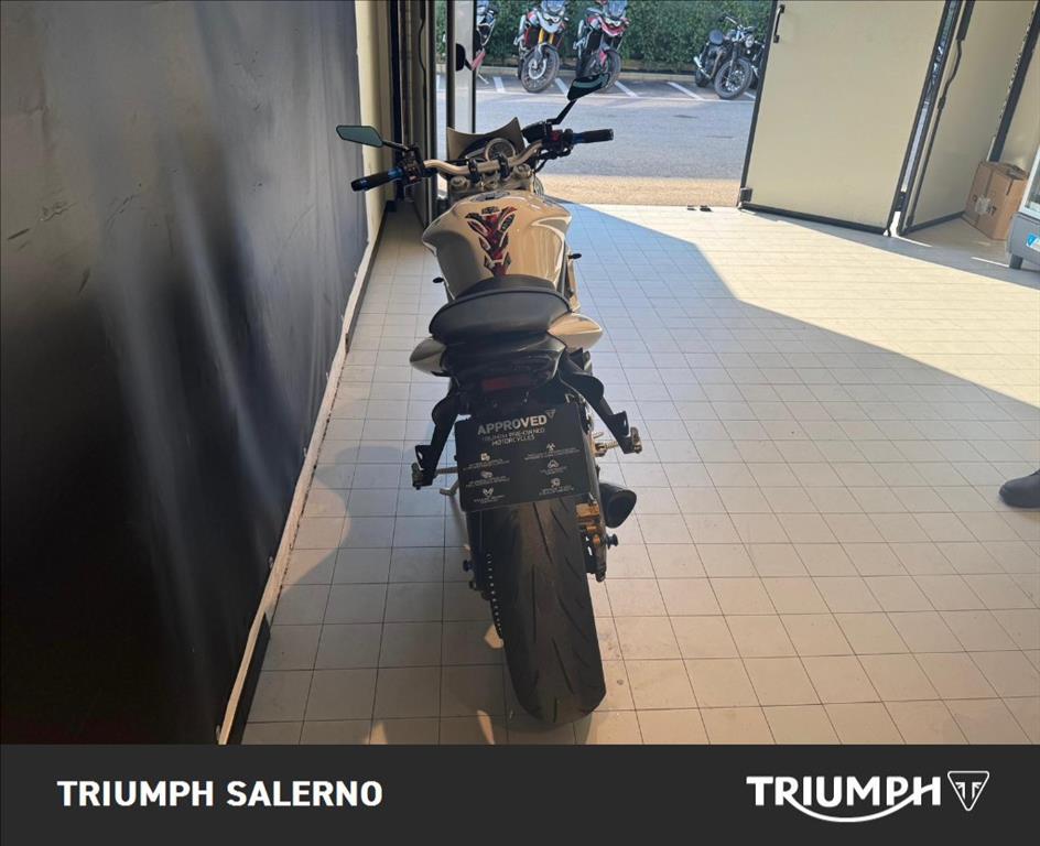 TRIUMPH Street Triple 675 