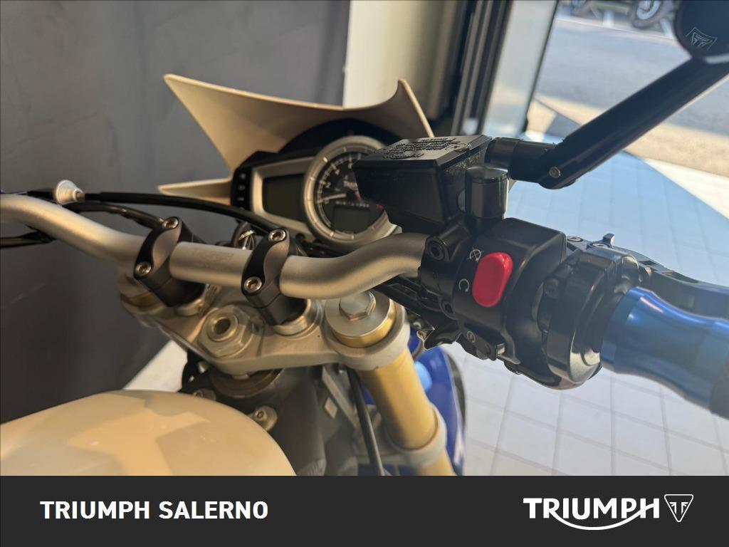 TRIUMPH Street Triple 675 