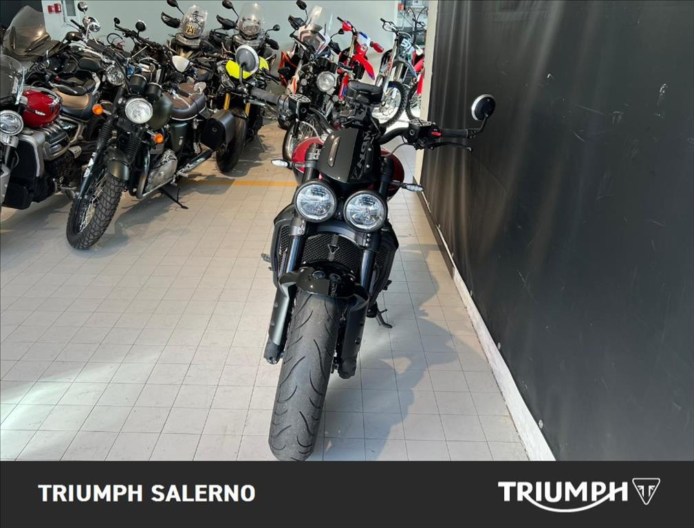 TRIUMPH Rocket III 2500 Storm R