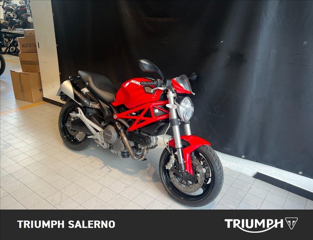 DUCATI Monster 696 