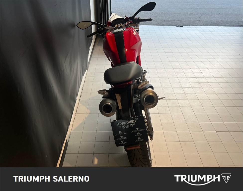 DUCATI Monster 696 