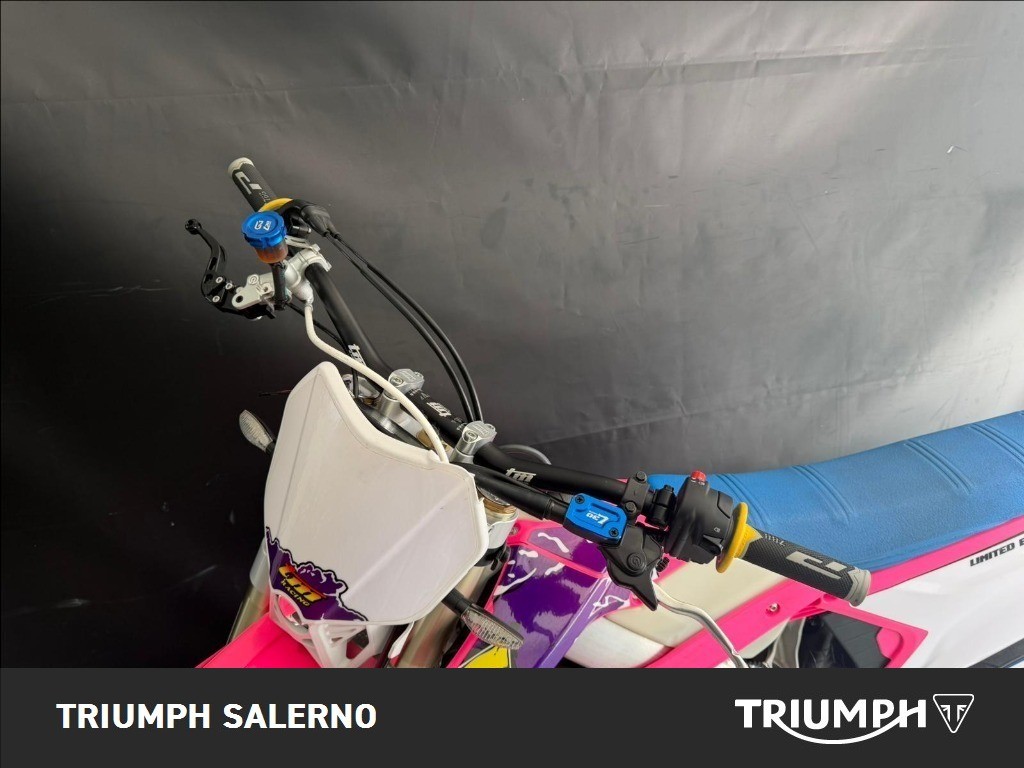 TM MOTO SMR 125 Fi Pink Edition