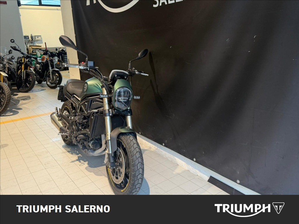 BENELLI Leoncino 800 