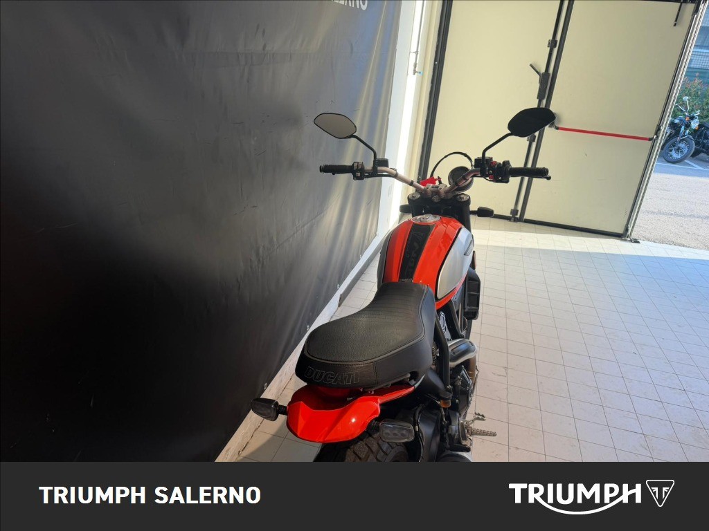 DUCATI Scrambler 800 Icon Orange