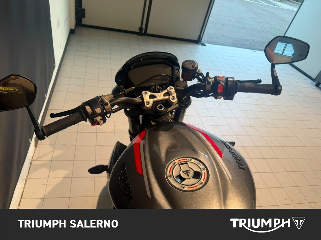 TRIUMPH Street Triple 765 R