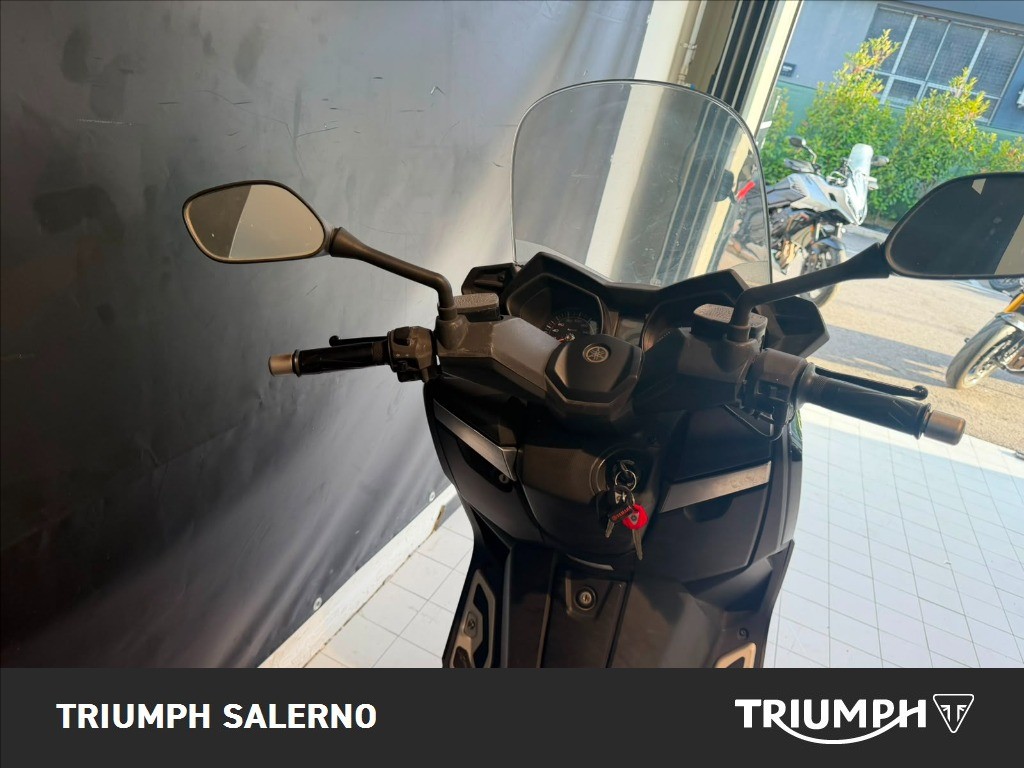 YAMAHA X-Max 400 Iron Abs