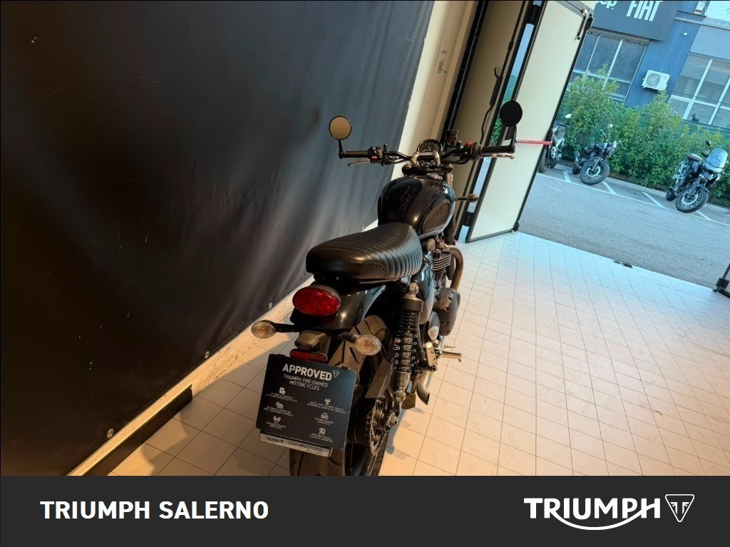 TRIUMPH Street Twin 900 