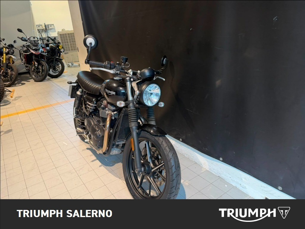 TRIUMPH Street Twin 900 