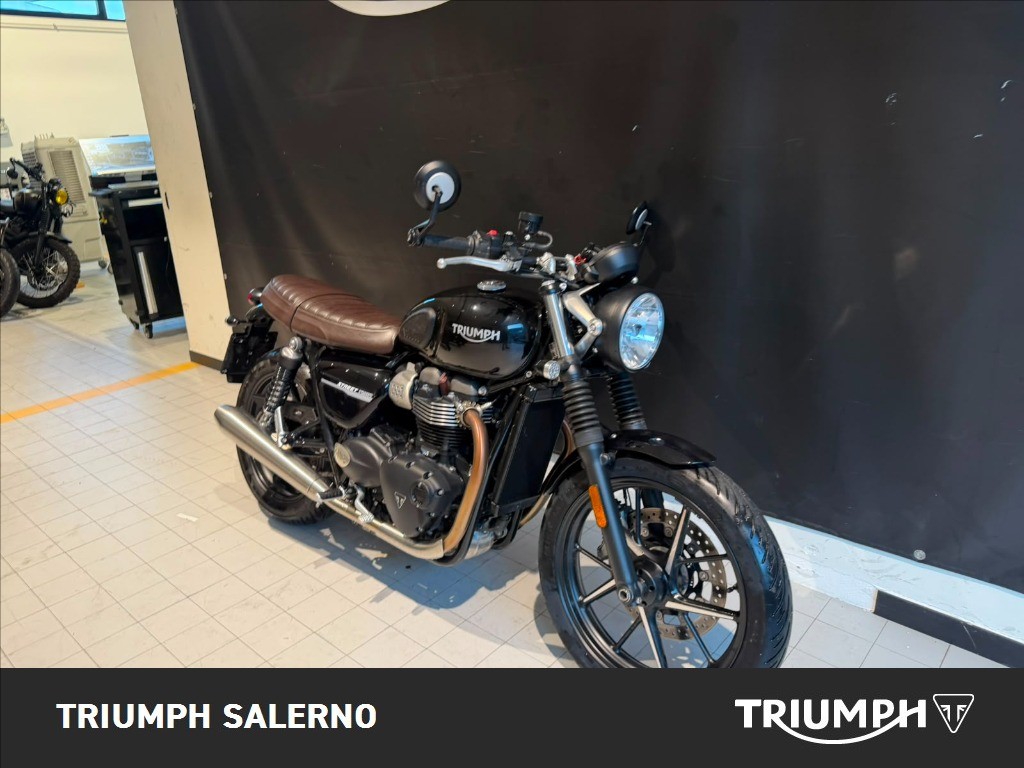 TRIUMPH Street Twin 900 